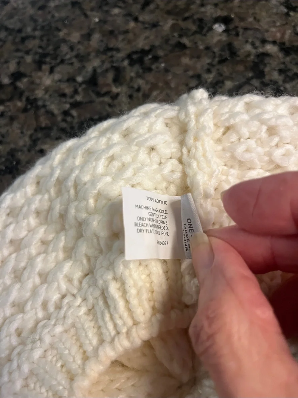 Old Navy Cream Knit Beanie NWT